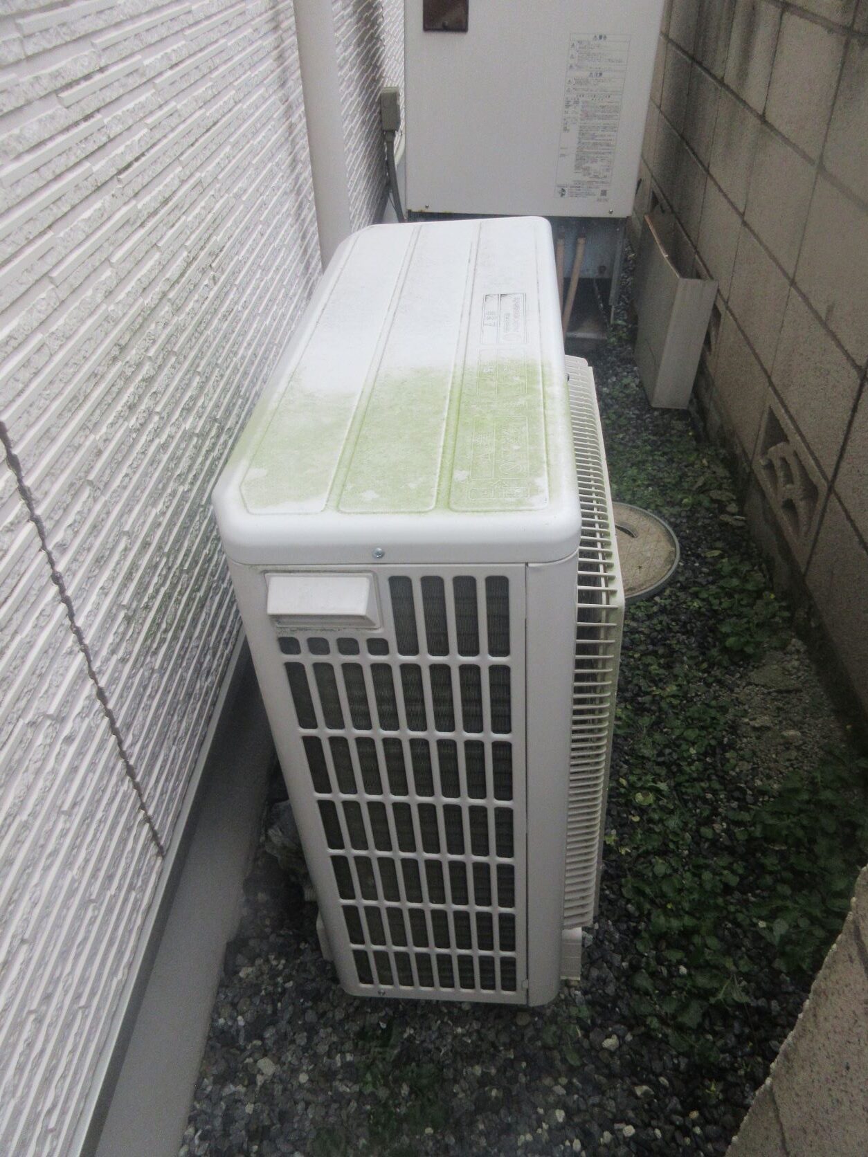 エコキュート漏水により緊急仮設工事