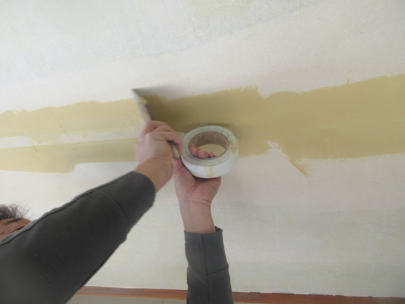 天井クロス張替工事